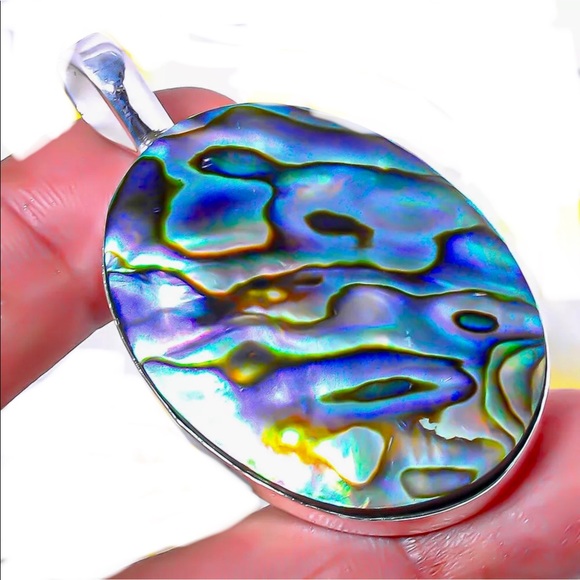 Jewelry - Abalone shell sterling silver pendant 2 1/3”